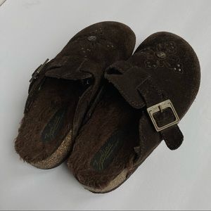 Zodiac | Girls Suede Leather Brown Clogs